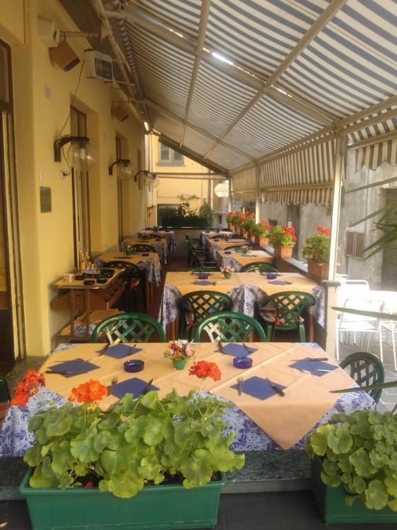 Albergo Vecchia Menaggio Luaran gambar